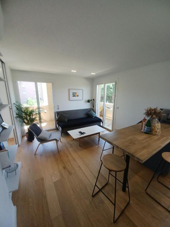 Superbe appartement à 100m de la mer, et à coté de la base nature Fréjus Exterior foto